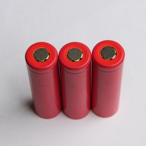 Batterie Li-ion 18650 3.7V 2200 mAh XTAR / MEGA-PILES